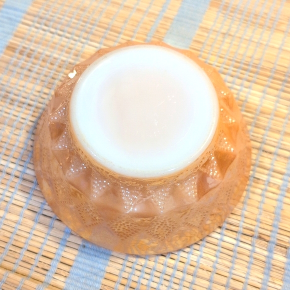 anchor hocking fire king peach luster 5 Inch bowl - Picture 6 of 8